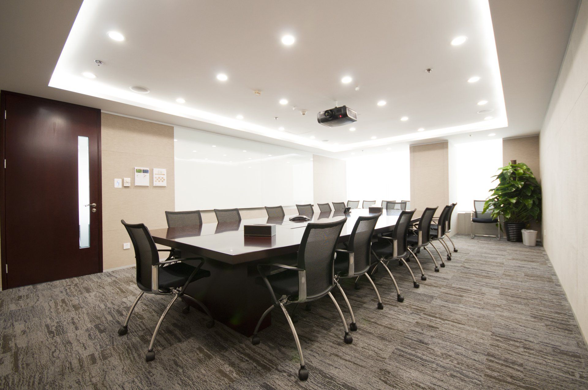 Commercial Electrical Contractors in Massachusetts