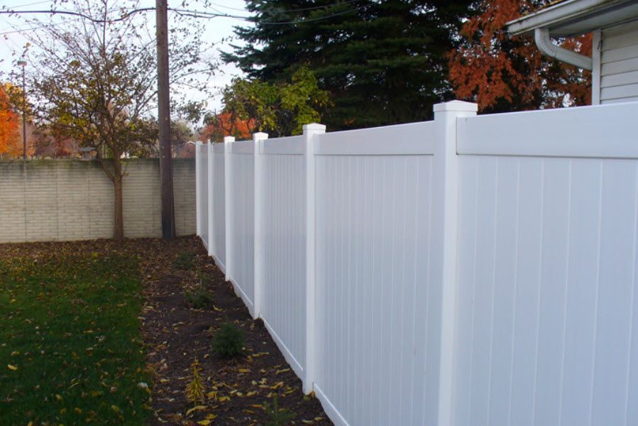 Macomb County Privacy Fence Installers