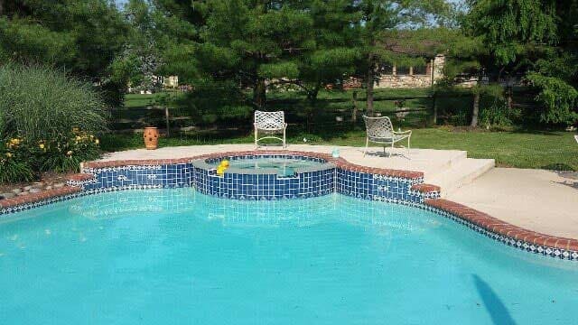 Pool Cleaning, John Strawhacker in Blue Bell, CA