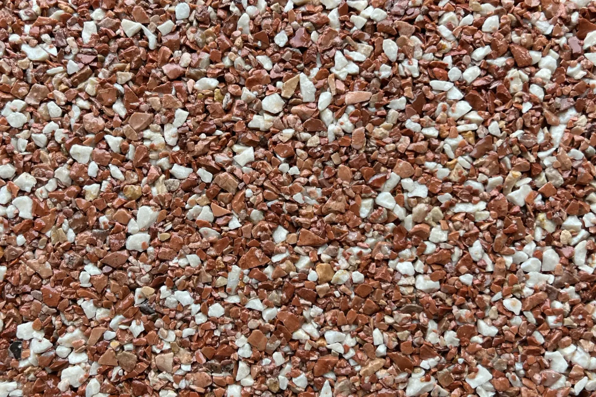 Fossil resin driveway colour blend.