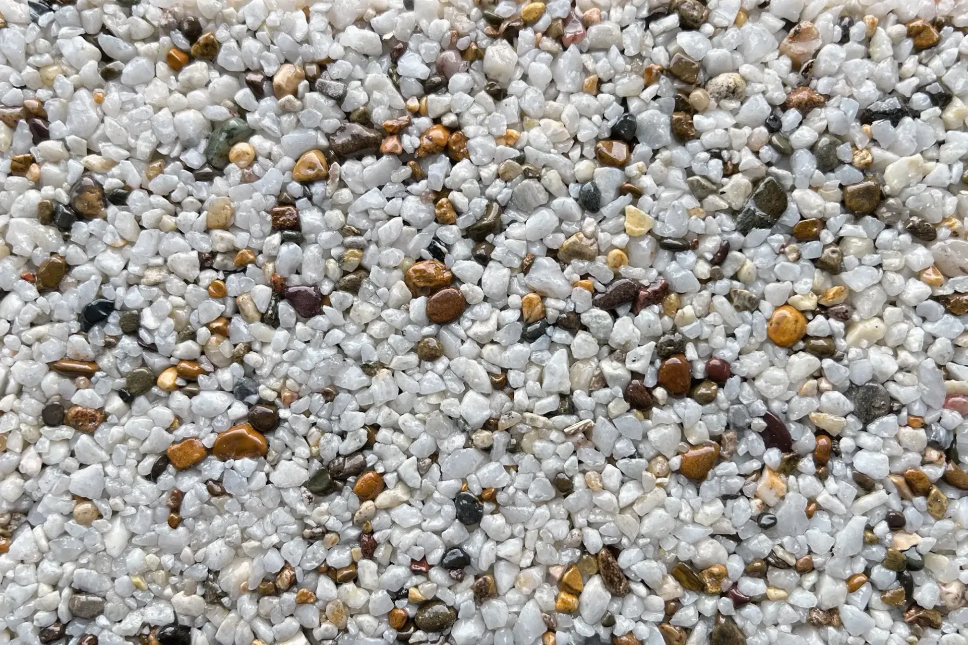 Rose garden resin driveway finish.