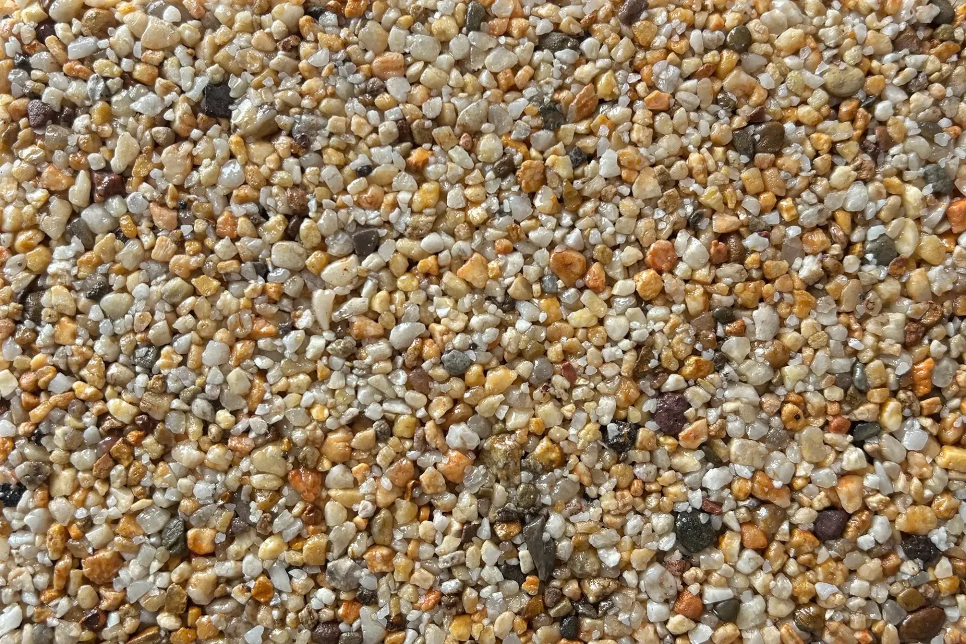 Golden pearl resin driveway colour blend.