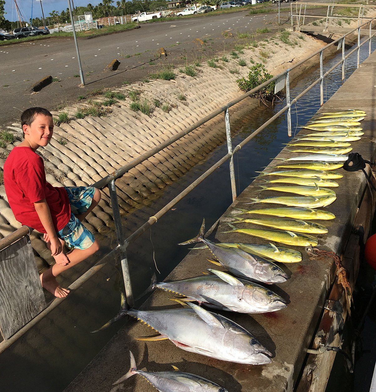 FULL DAY OAHU FISHING