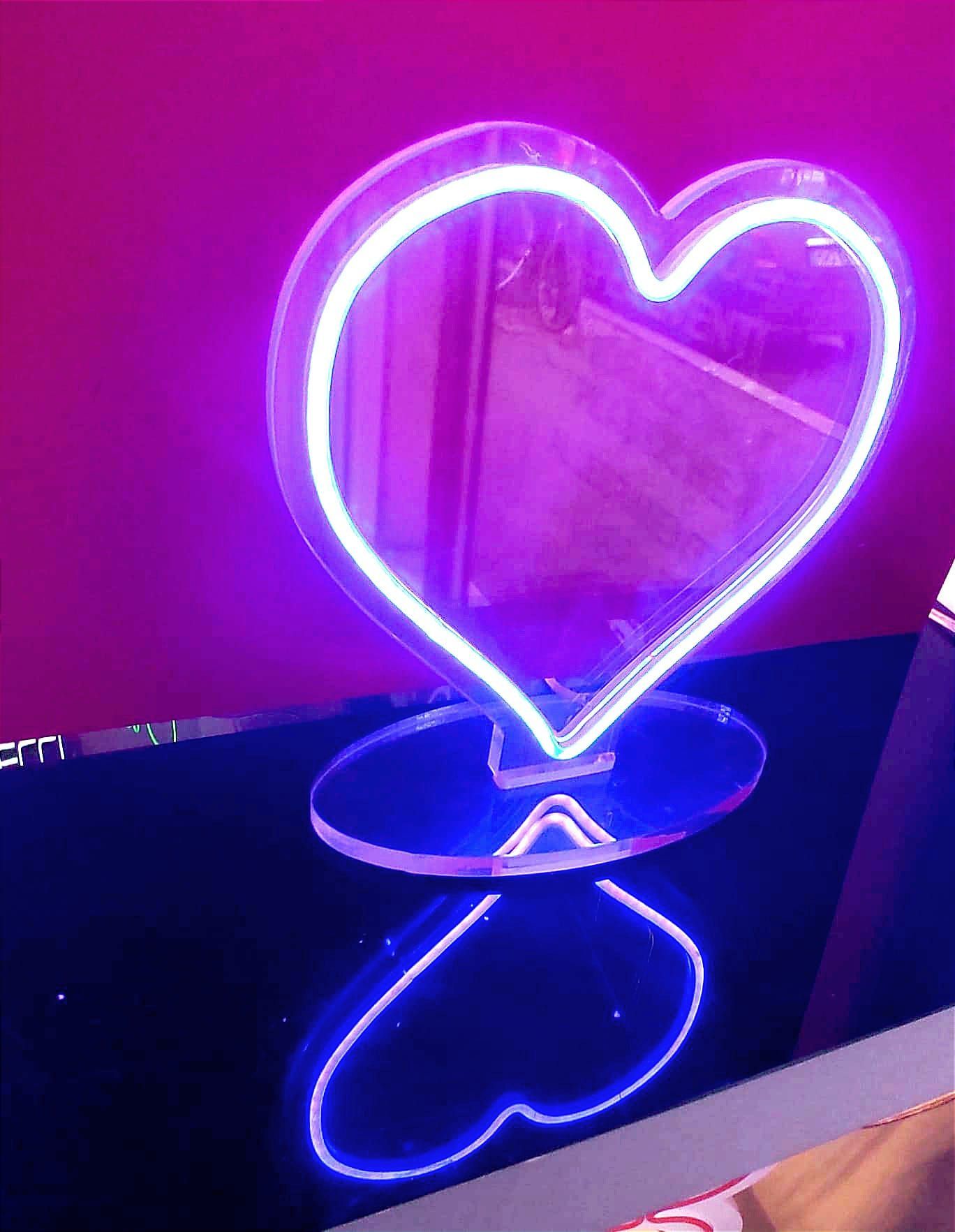 Flex led ed insegne luminose