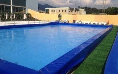 piscina con rivestimento in PVC