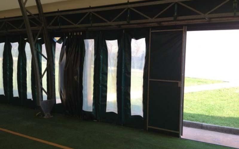 teloni con aperture per finestre in PVC