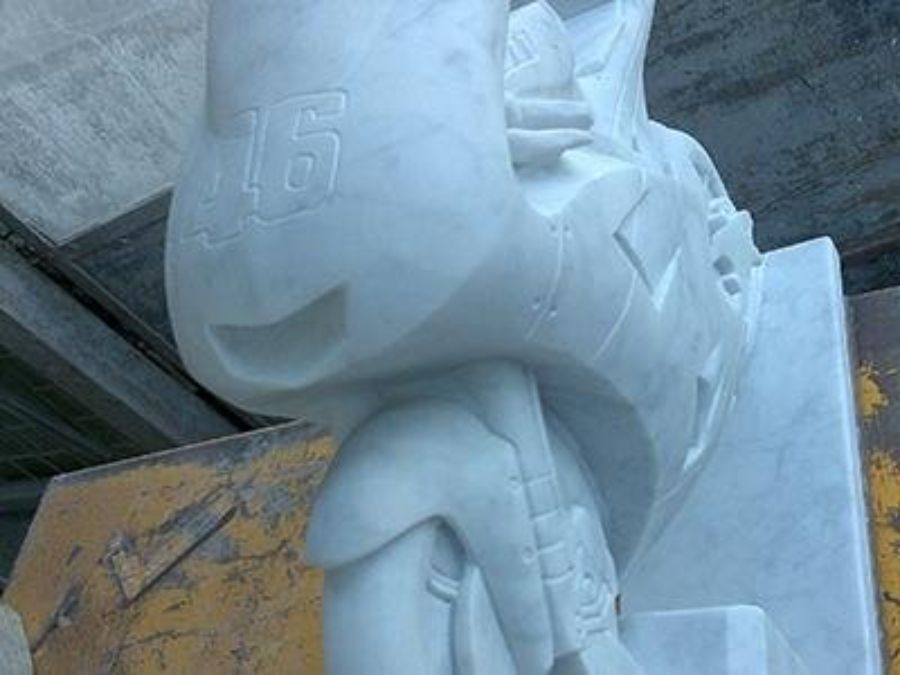 statua in marmo