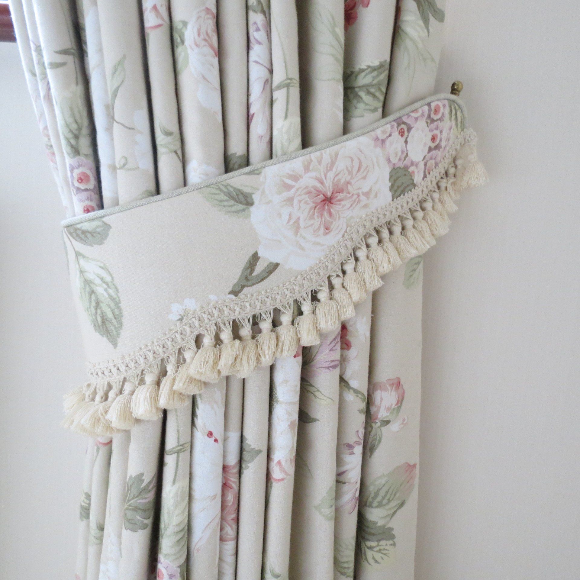 Cottage Curtains' curtain example 4