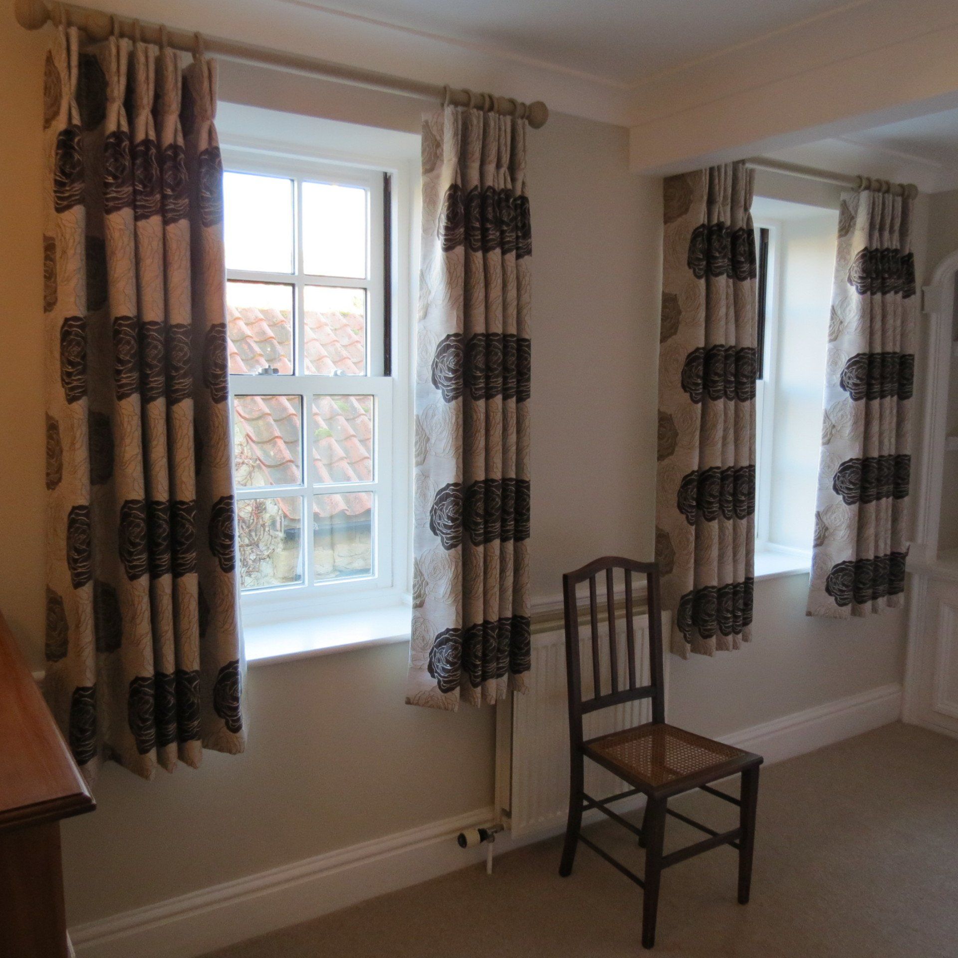 Cottage Curtains's curtain example 1