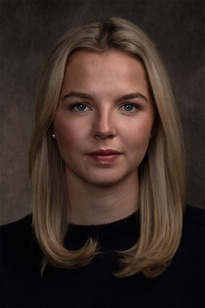 Portrait of a girl in her 20's