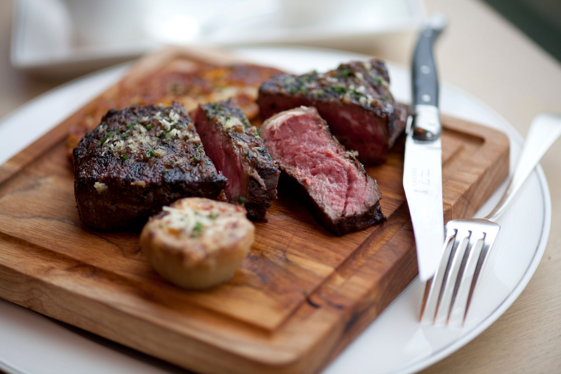 steak-on-a-cutting-board