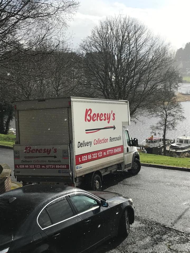 Beresy's House Removals van in the snow