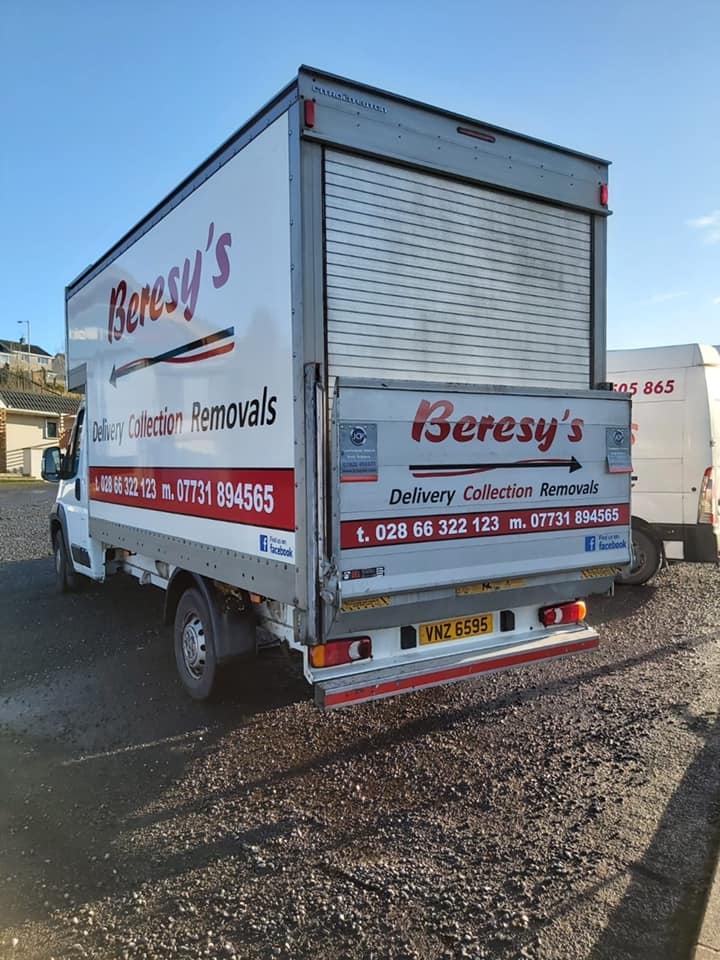 Beresy's House Removals' van closed up and ready to leave