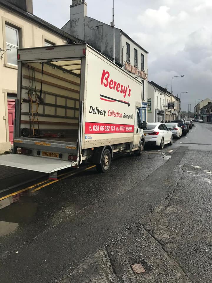 Loading a Beresy's House Removals Van