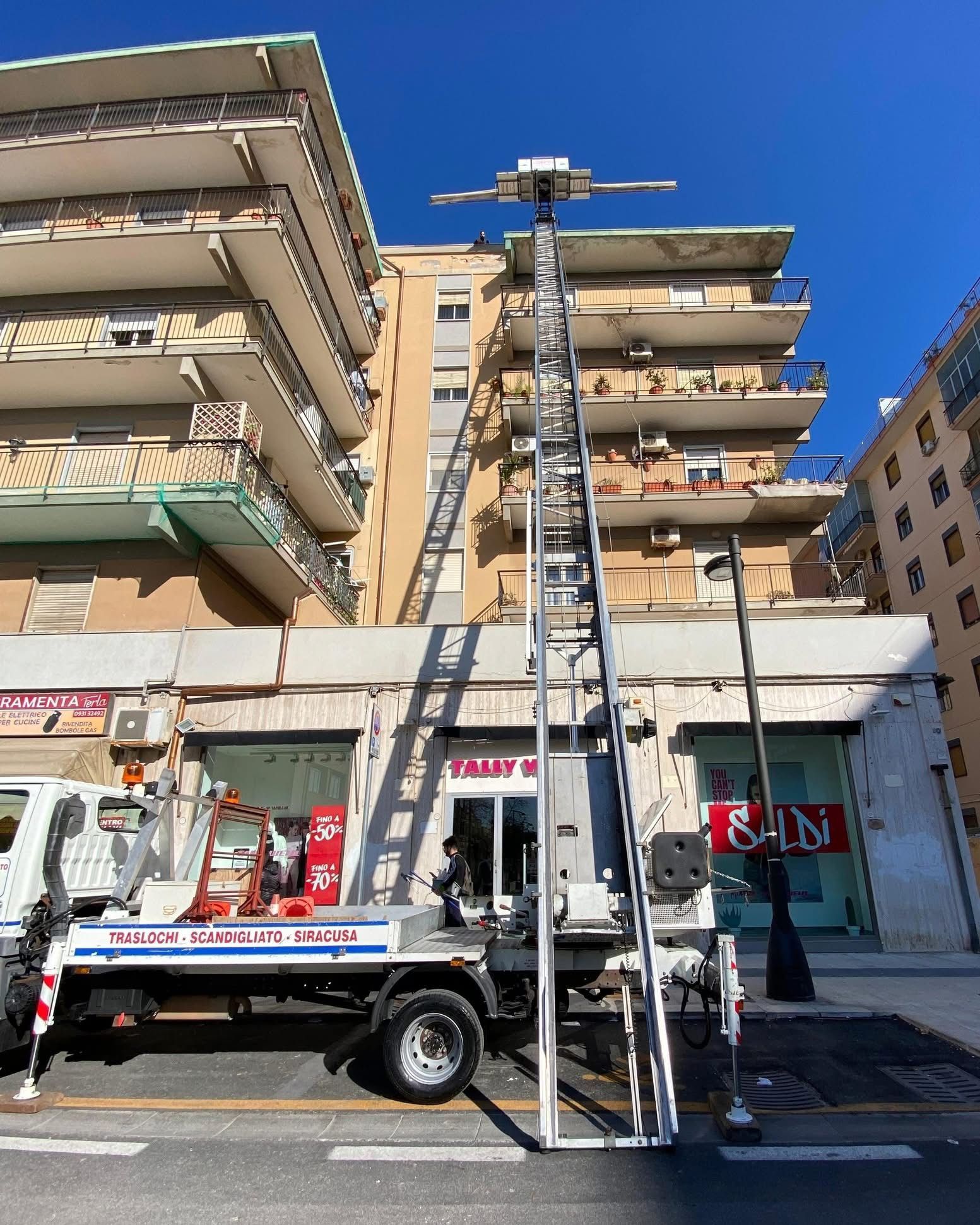 Noleggio gru per trasloco