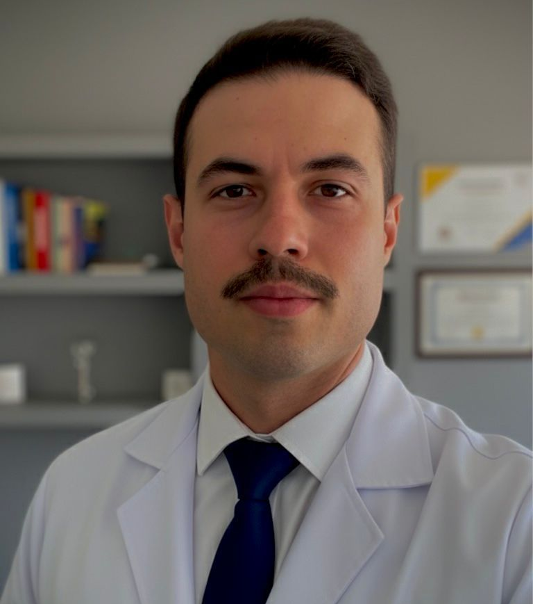 Dr. Marcos Pinto Perillo Filho Dr. Marcos Pinto Perillo Filho