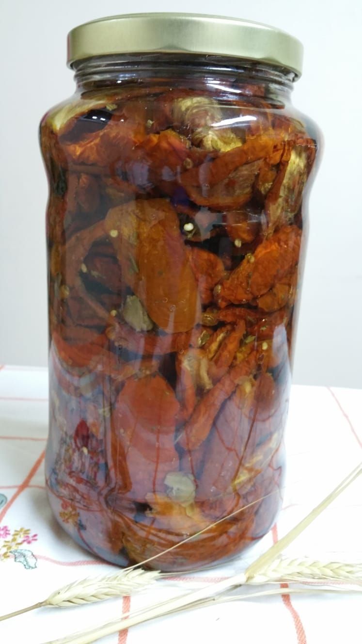 pomodorini secchi sott'olio