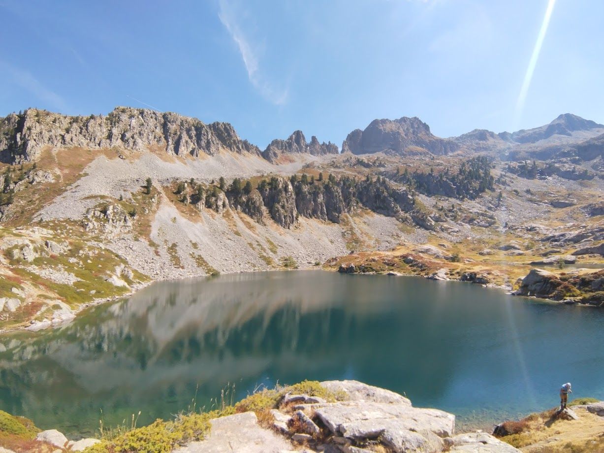 Le lac Petarel dans le parc National des Ecrins