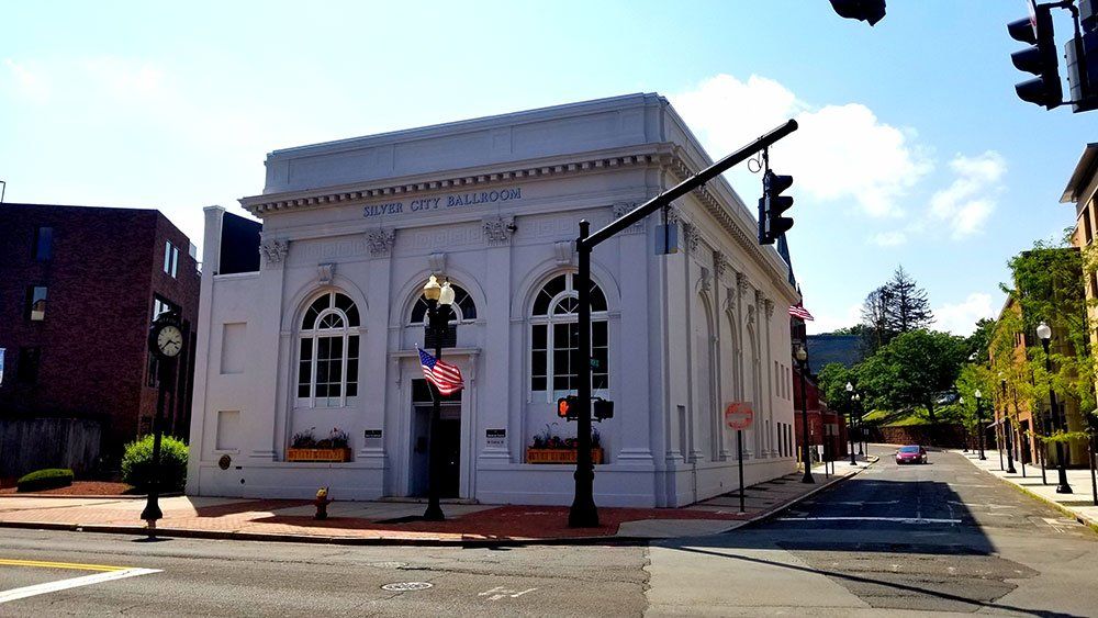 Wedding Venue Southington, CT; Avon, CT; West Hartford, CT; Branford, CT; New Haven, CT; and Farmington, CT