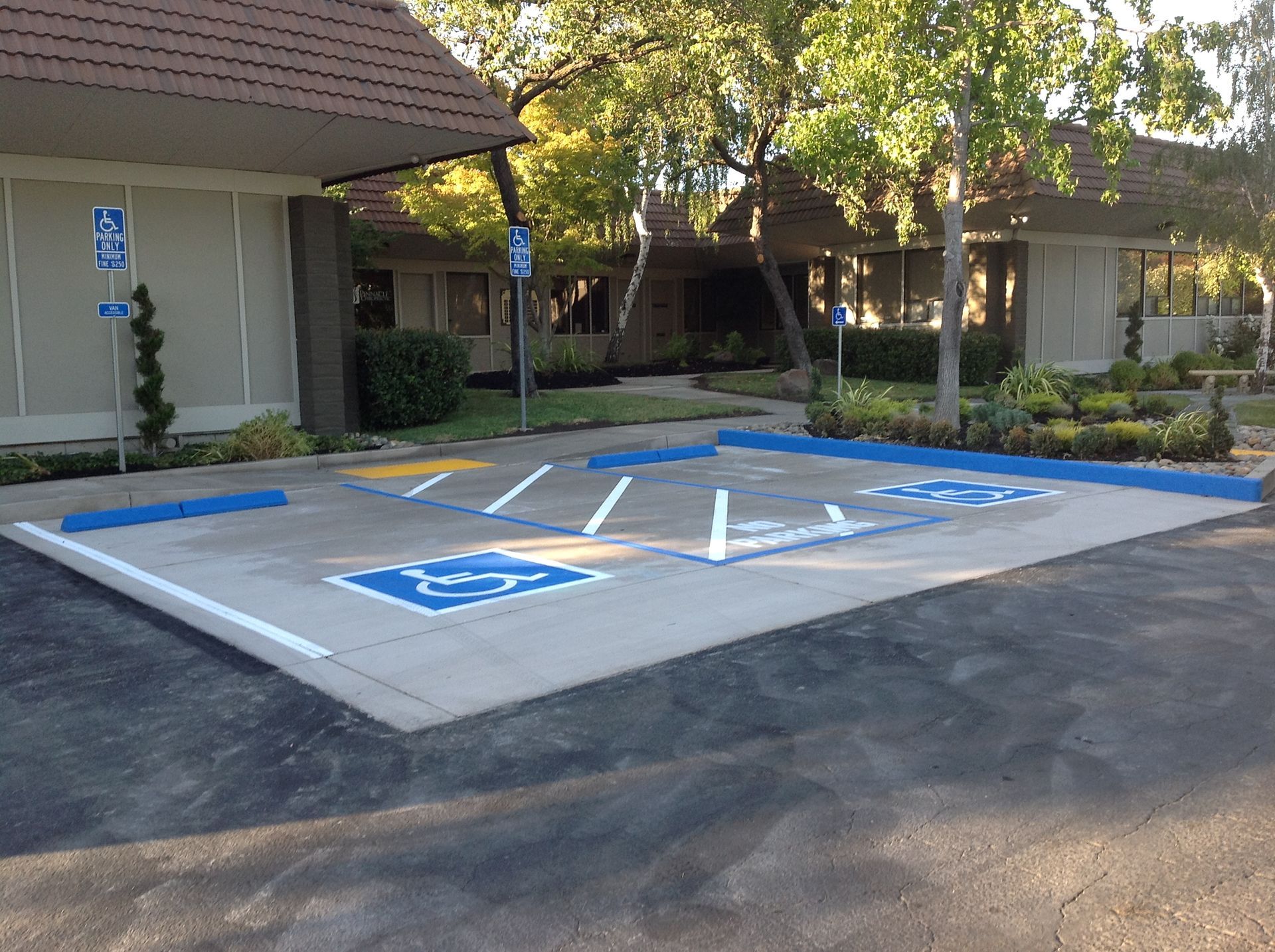 Commercial Concrete Service — Hayward, CA — RQS Concrete Inc.