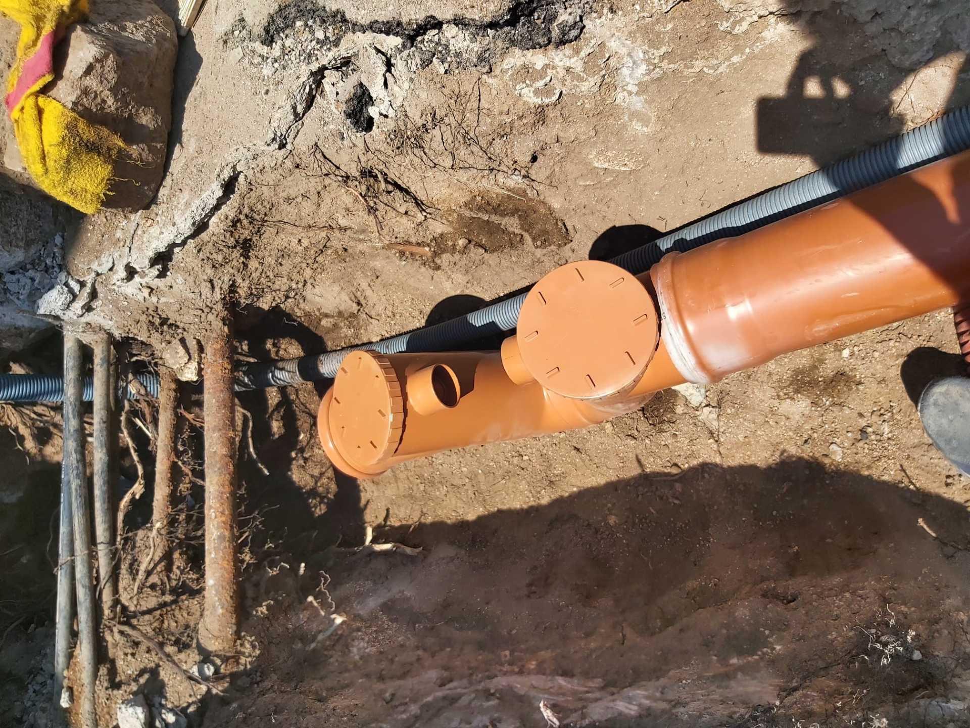 tubatura per scarico fognario