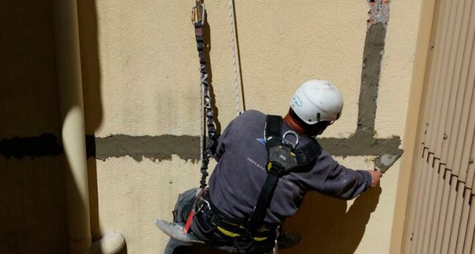 impermeabilizar fachada y reparar grietas en gijon
