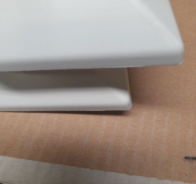 Sbavatura plastico prima