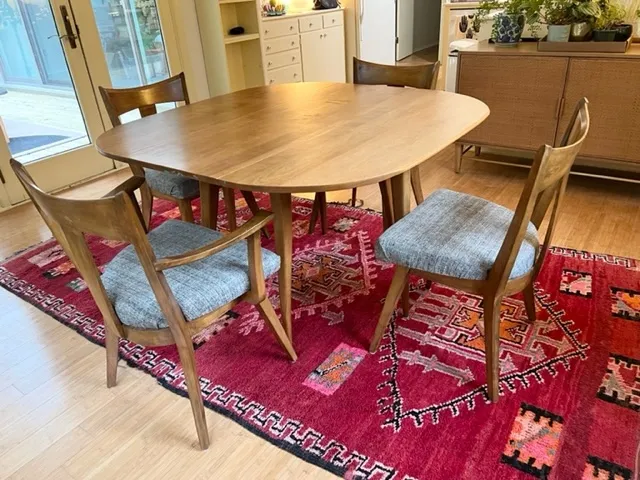 Modern Dining Table with Chairs