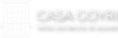 Logotipo de CASA GOYRI en color claro sobre fondo blanco.