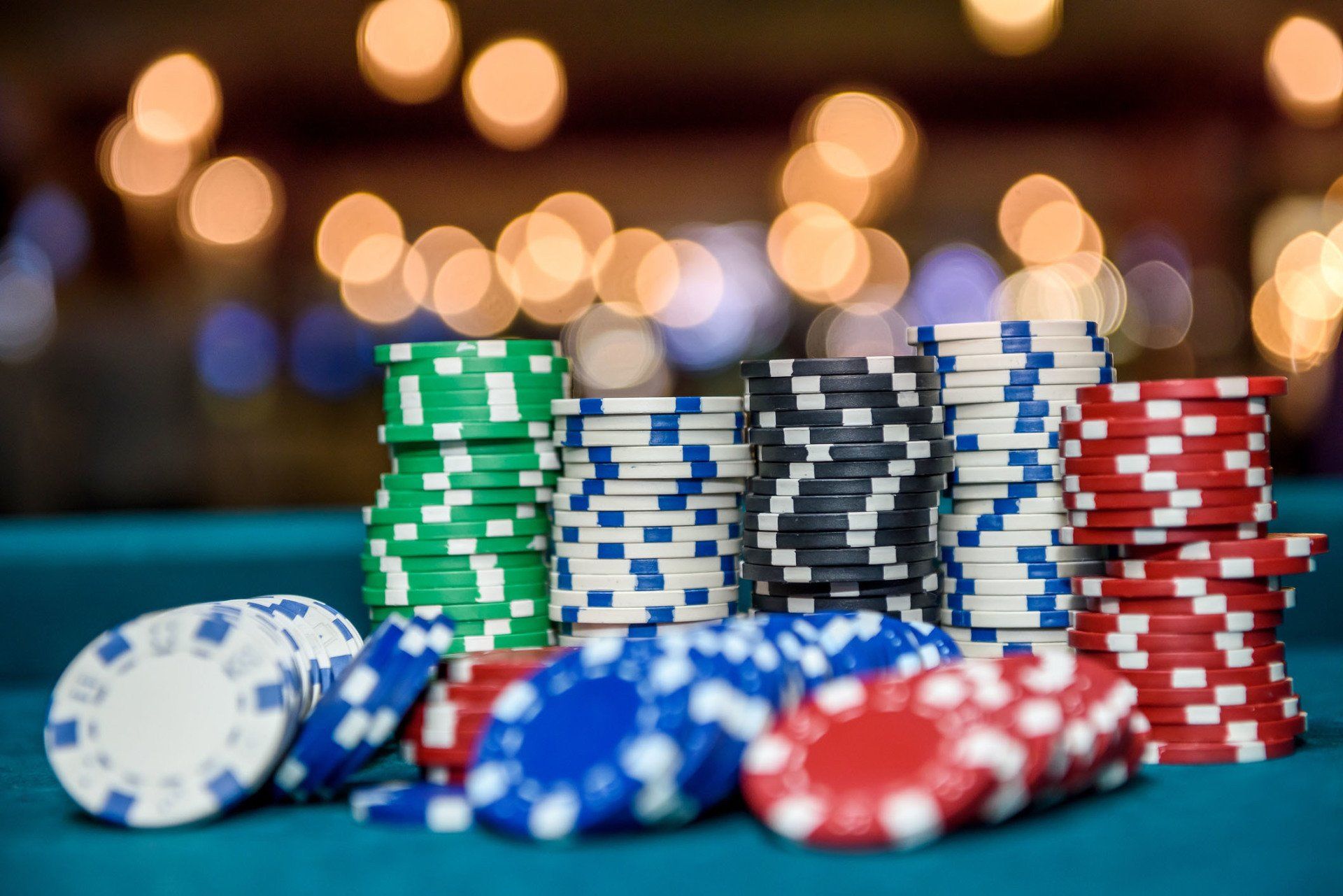 Dazzling atmosphere please note A Guide to Using Coins for Poker Games