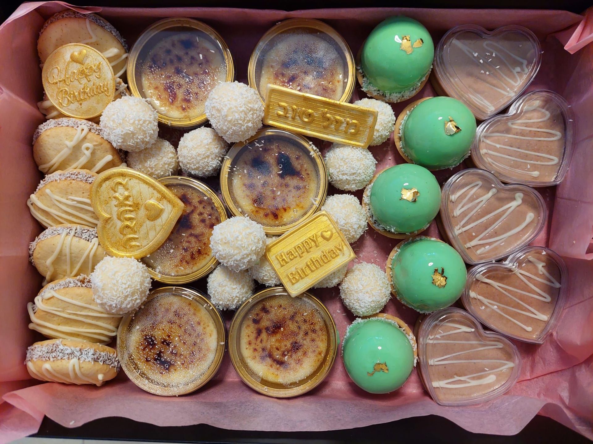 מארז קינוחים גדול