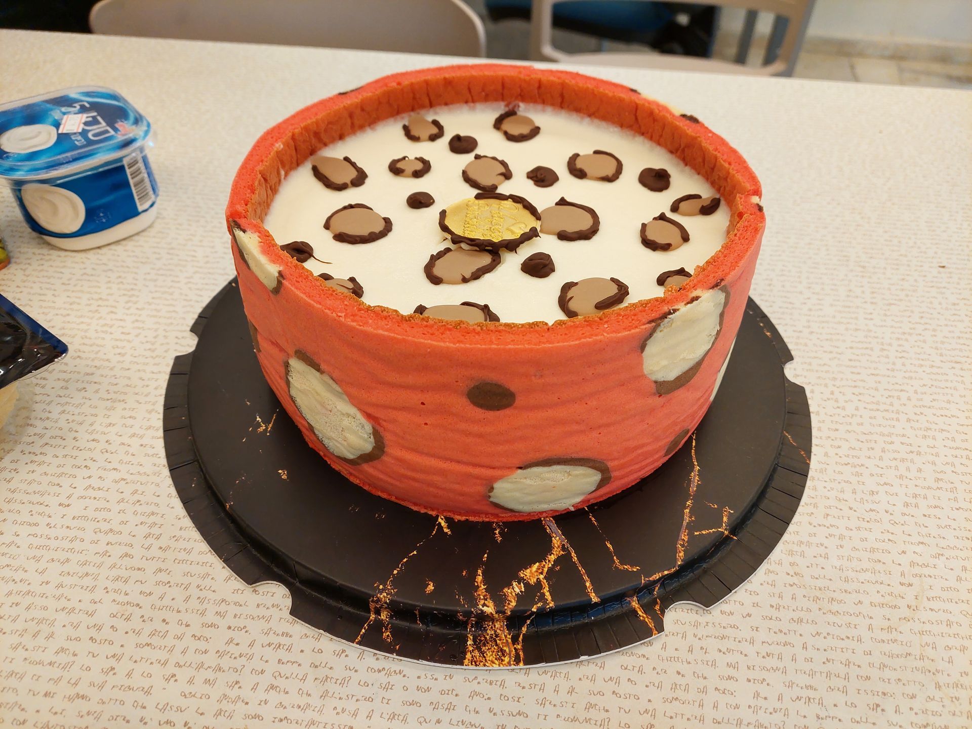 עוגת מוס מנומרת