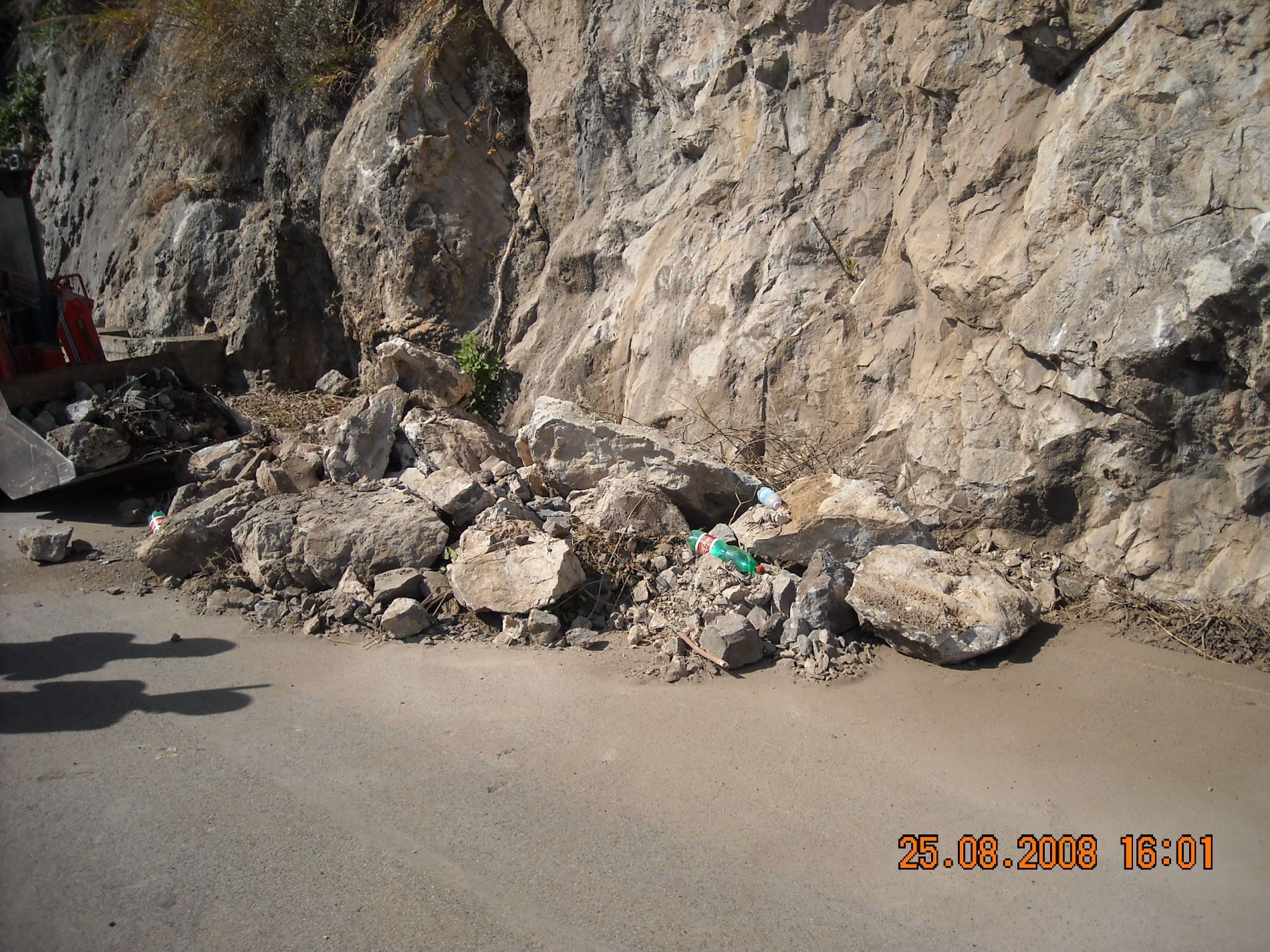 lavori di sicurezza contro precipitazioni