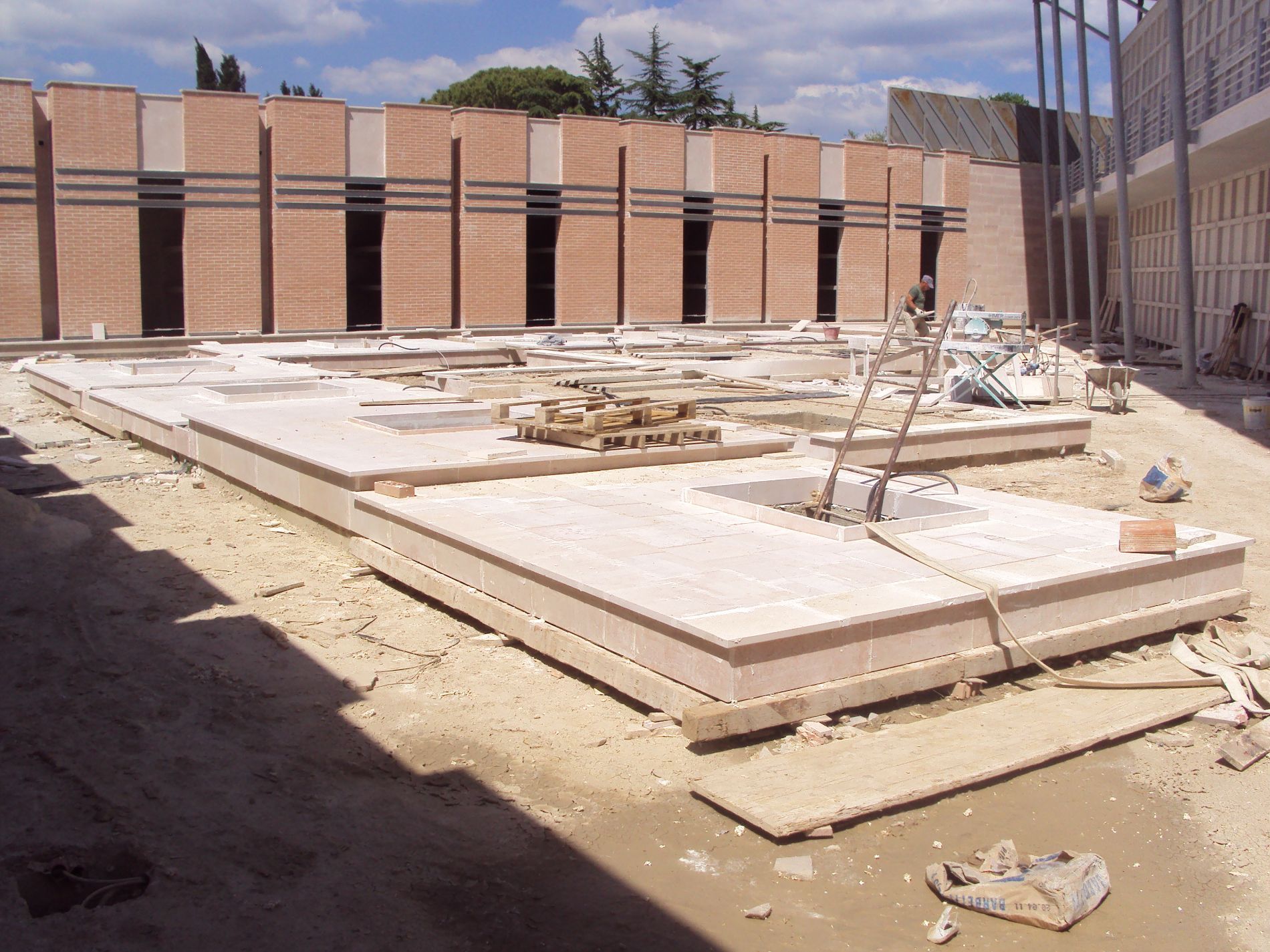 intervento edile nel cimitero di terni