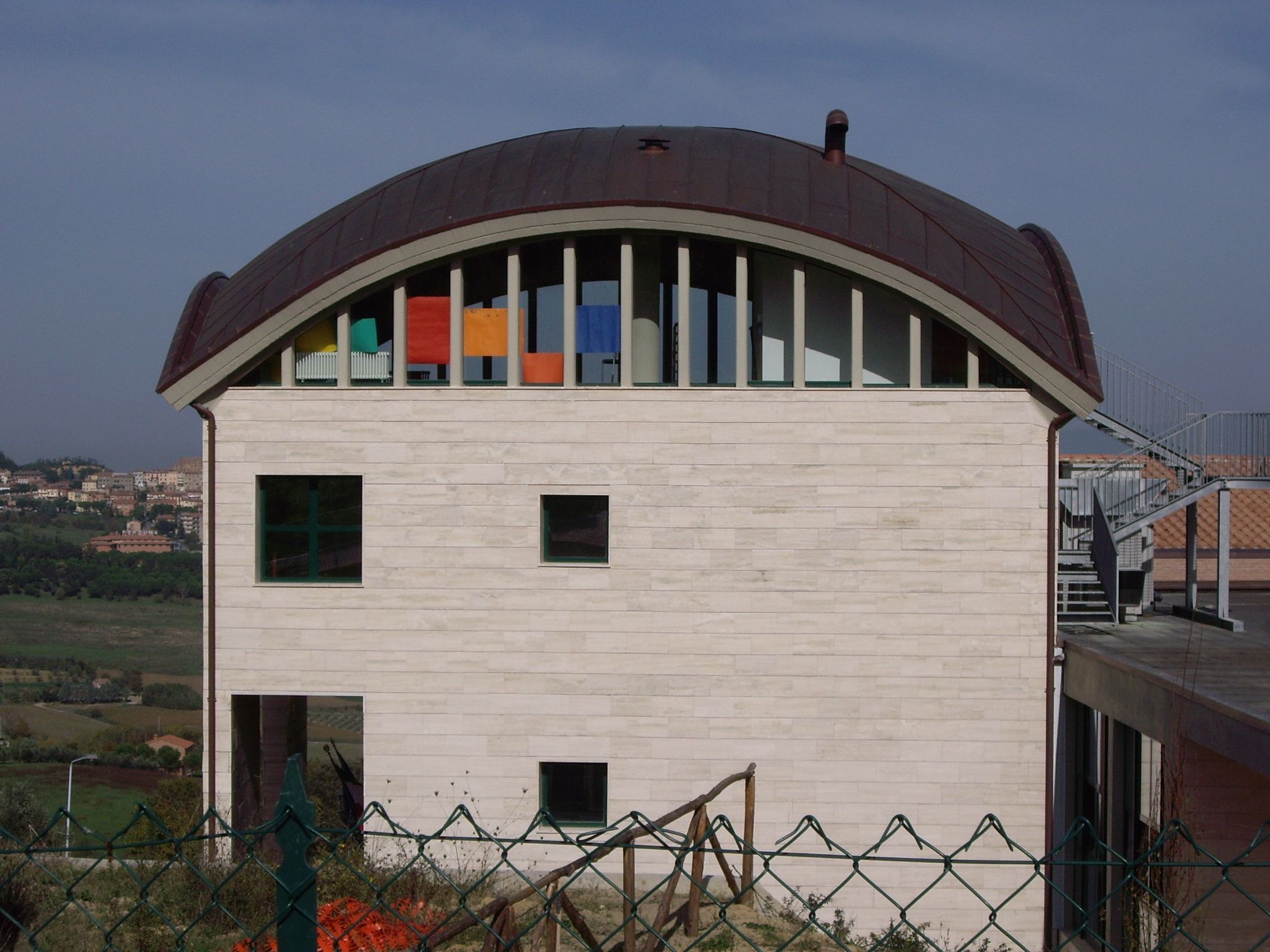 costruzione edifico commerciale