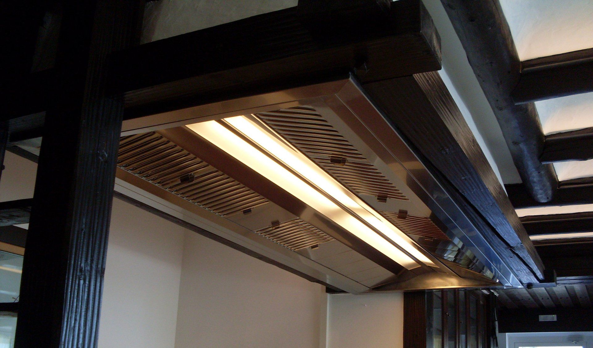 cappa aspirante con luce