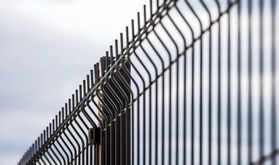 Commercial security steel wire fencing