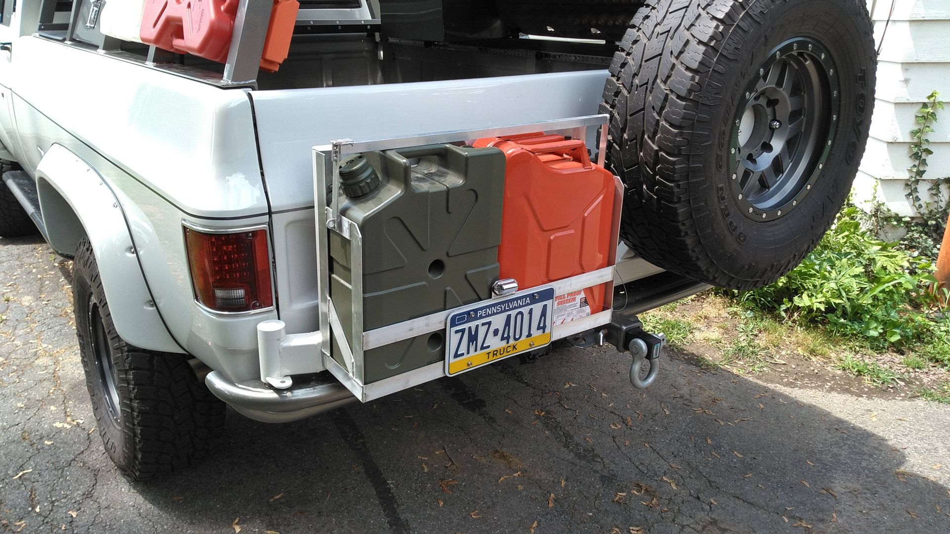 A 1986 K10 Chevy truck fitted with additional features for overlanding near Augusta, KY
