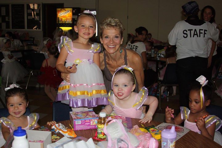 Teacher with Dancers Dance Expressions