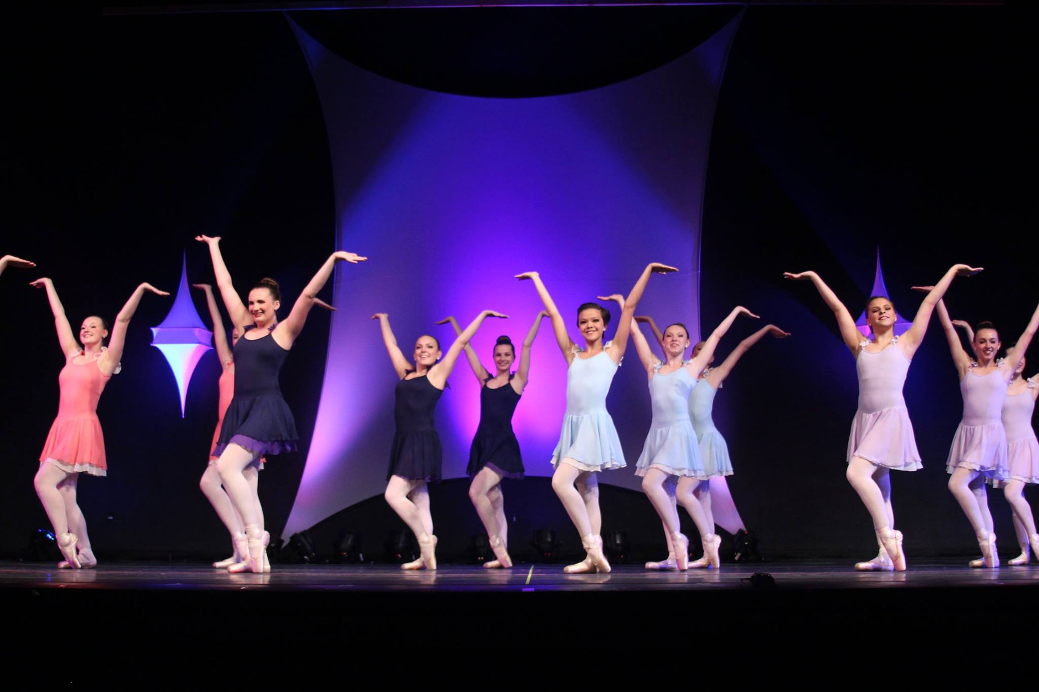 Pre Teen and Teen Pointe Dancers