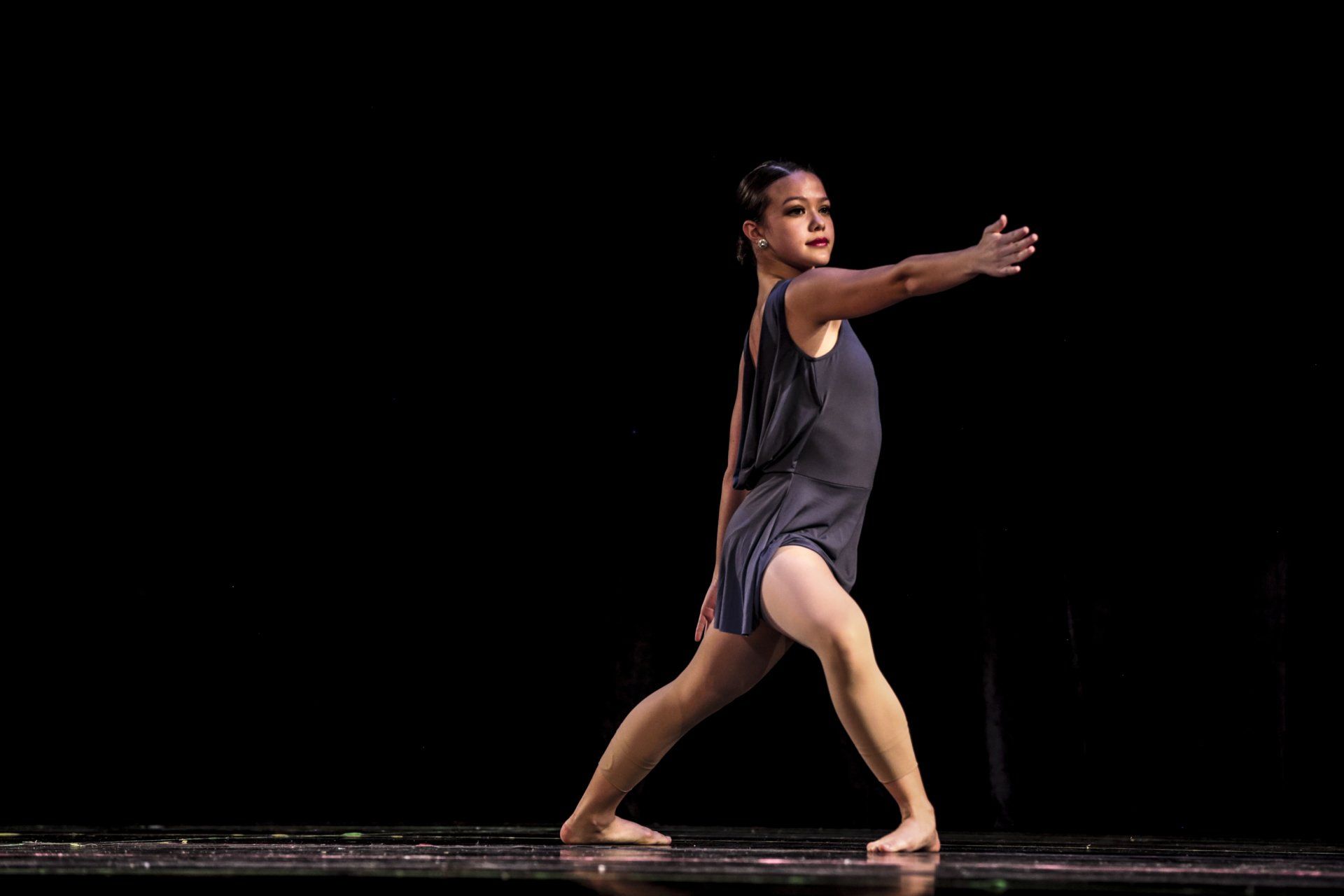 Mid stance dance performance