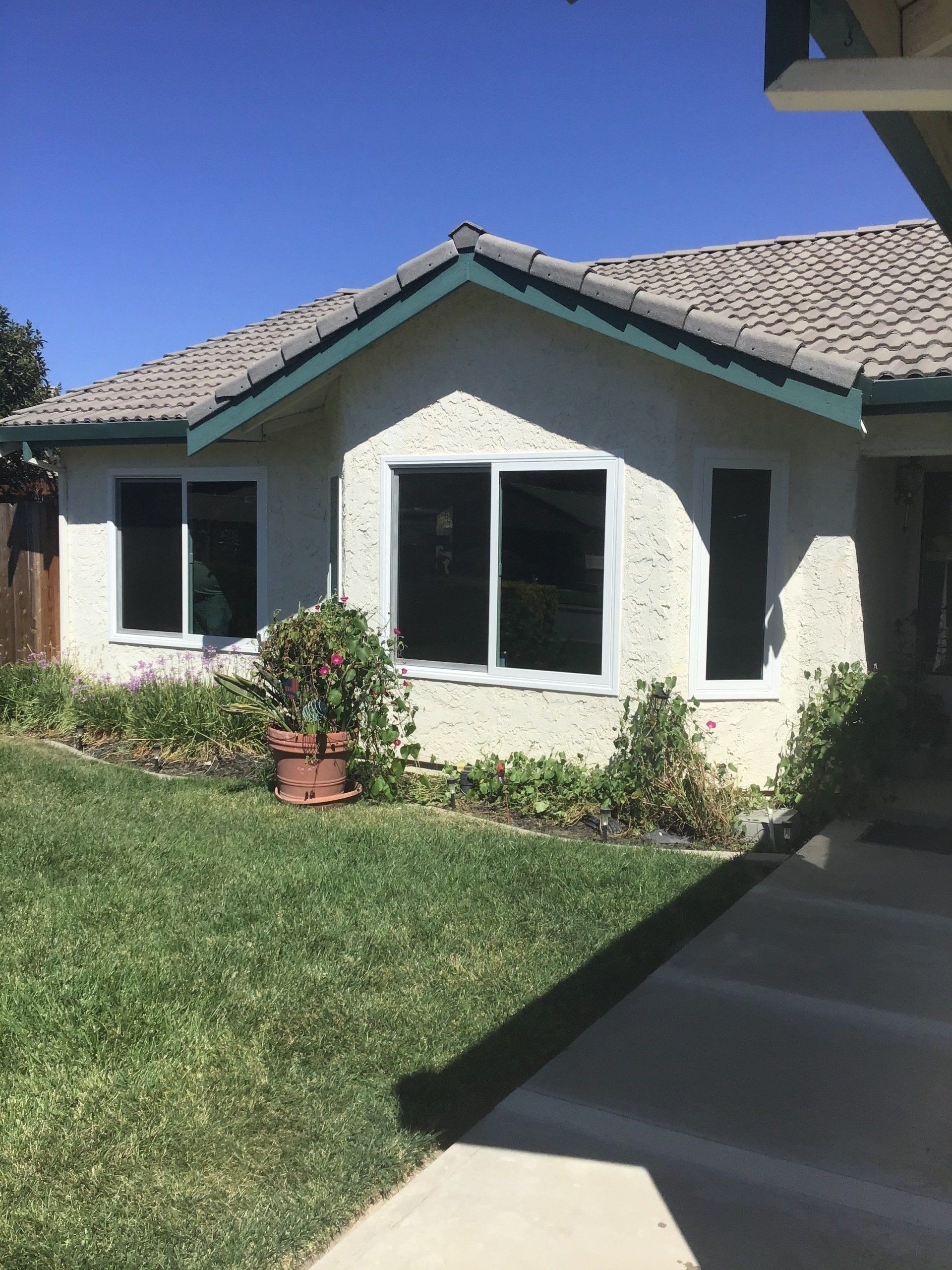 White House — Salinas, CA — Artistic Shower Door & Glass