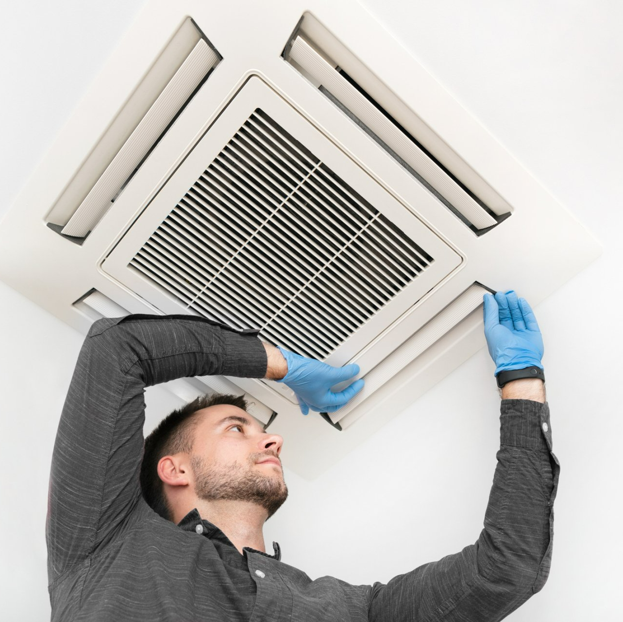 Man Closing the Heat and Cooling Airconditioner - Gosnells, WA - Evap Doctor