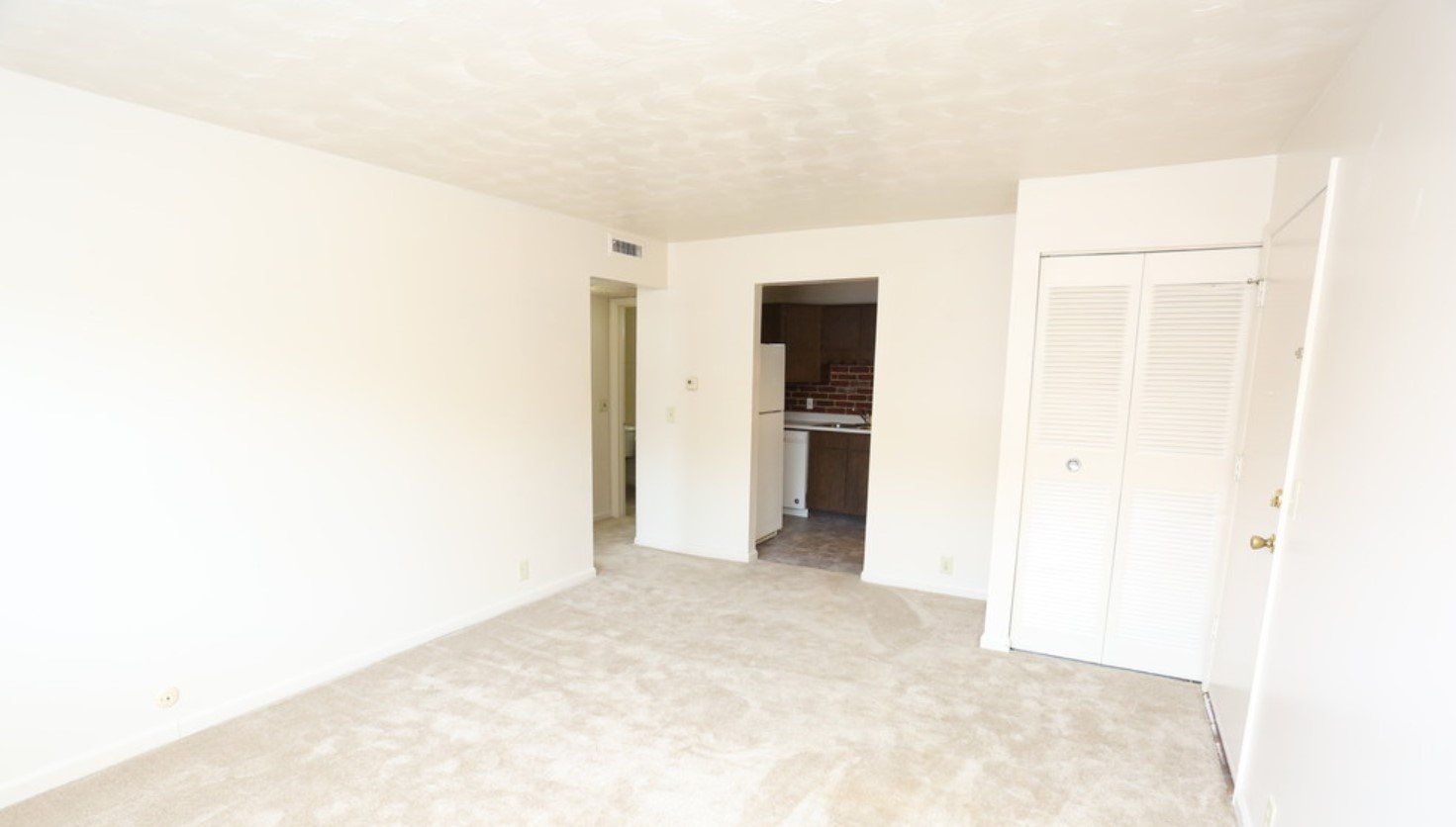 Fairway Plaza Property Photo