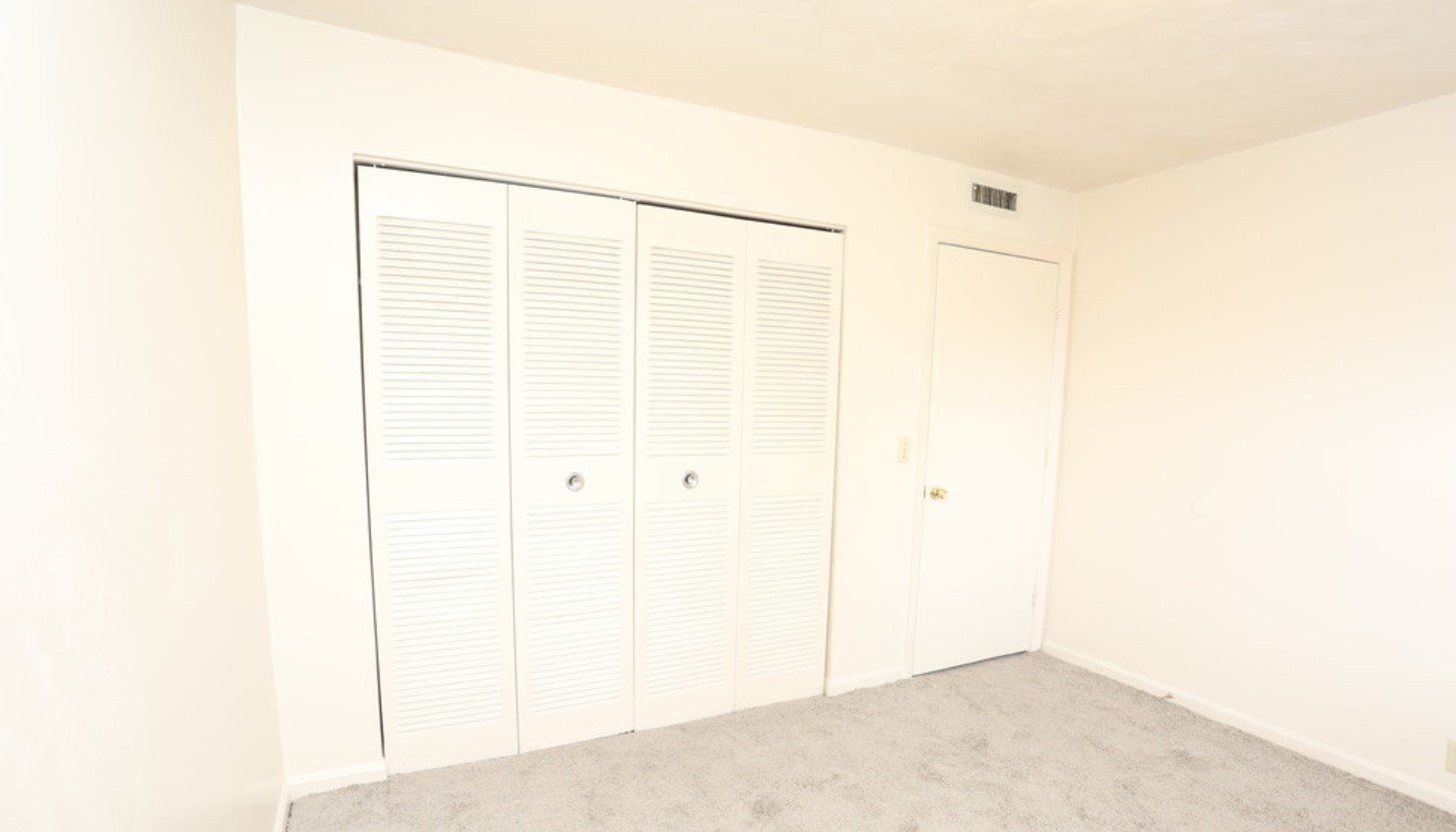 Fairway Plaza Property Photo