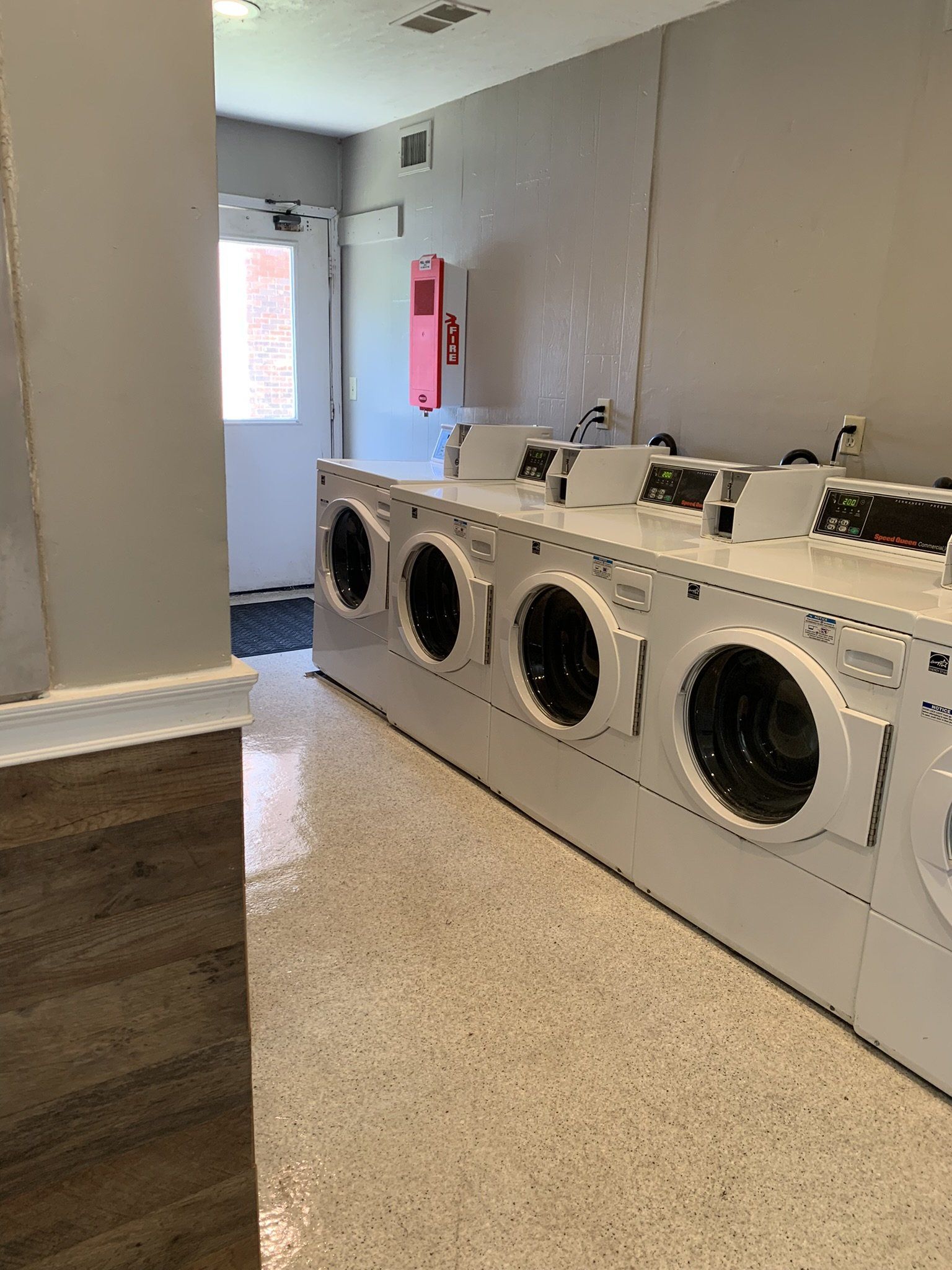 Fairway Plaza Property Photo