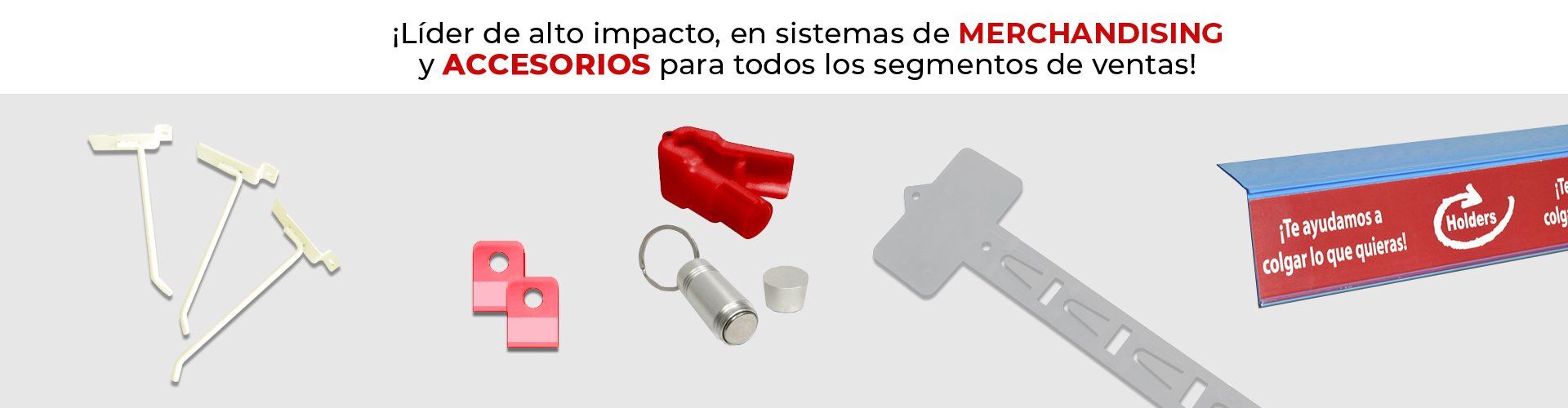 Diversos suministros de comercialización, incluidas etiquetas, clips y carteles, exhibidos sobre un fondo gris claro.