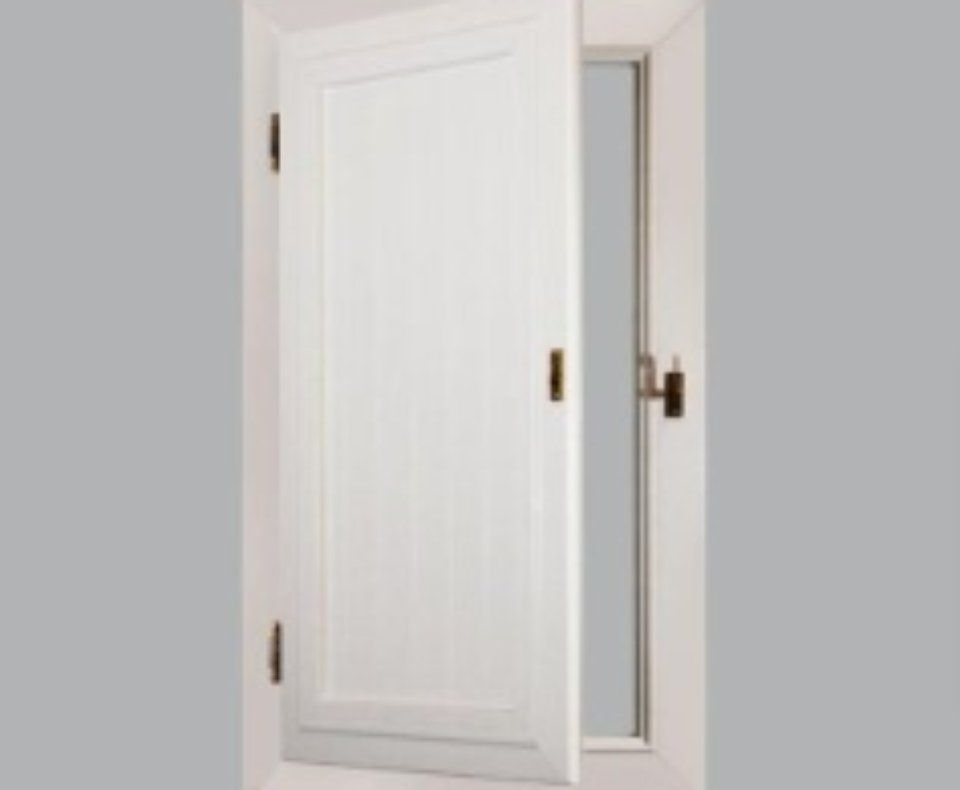 Scuretto colore bianco.