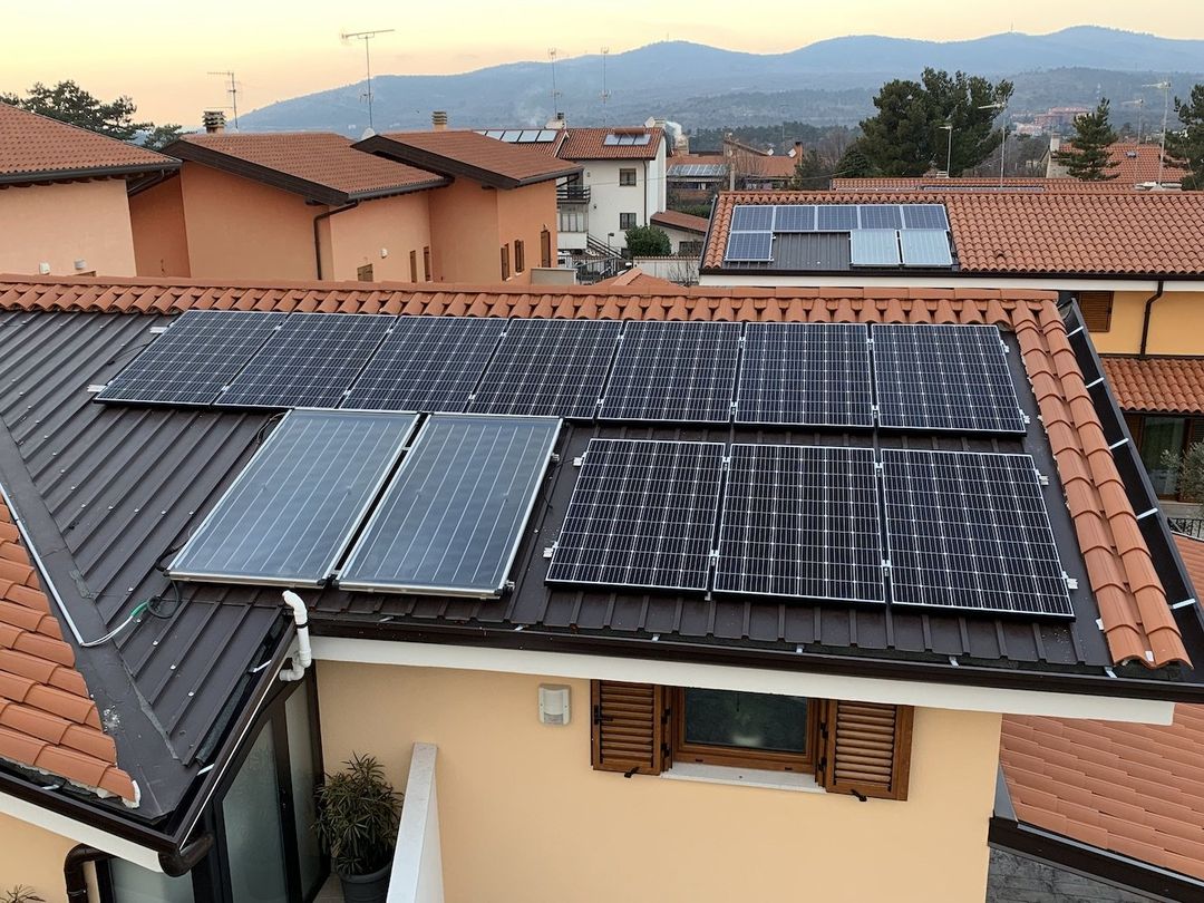 Impianto fotovoltaico su copertura casa privata