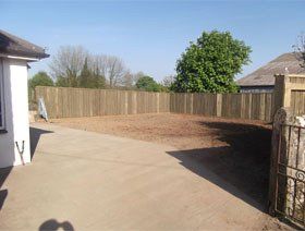 For agricultural fencing in Yelverton call James Hilton Fencing